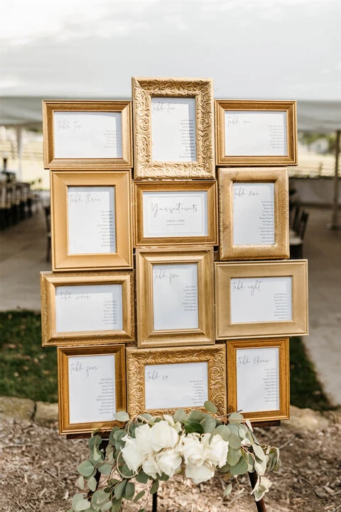 A Country Wedding for Hayley and Chris