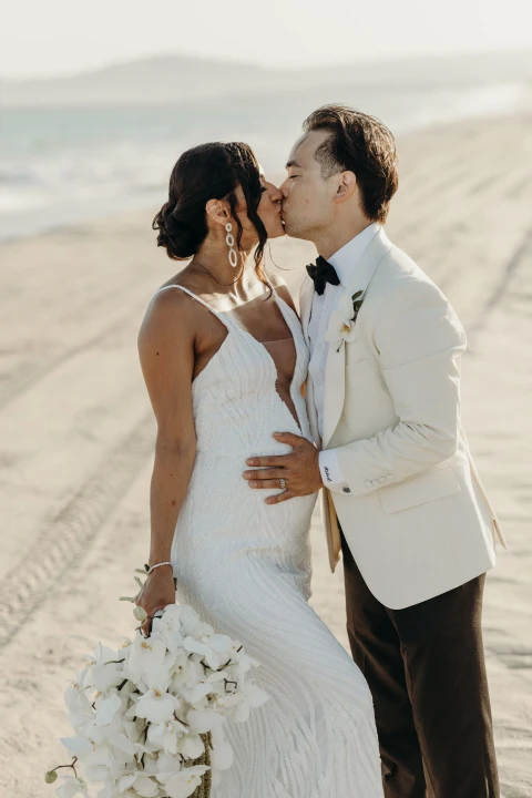 A Beach Wedding for Rebecca and Robert